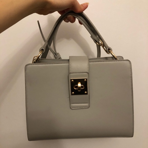 Cross body bag - Picture 2 of 2